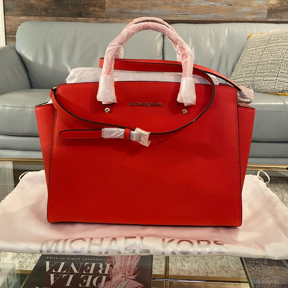 NWT Red/Orange Medium Selma Bag
